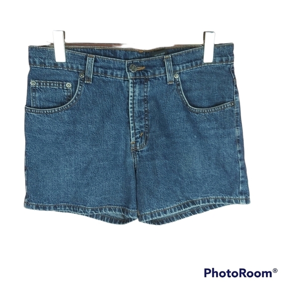 📣2/40$📣 Vintage LOIS high rise jeans shorts Made in Canada Size 32 - Picture 1 of 7